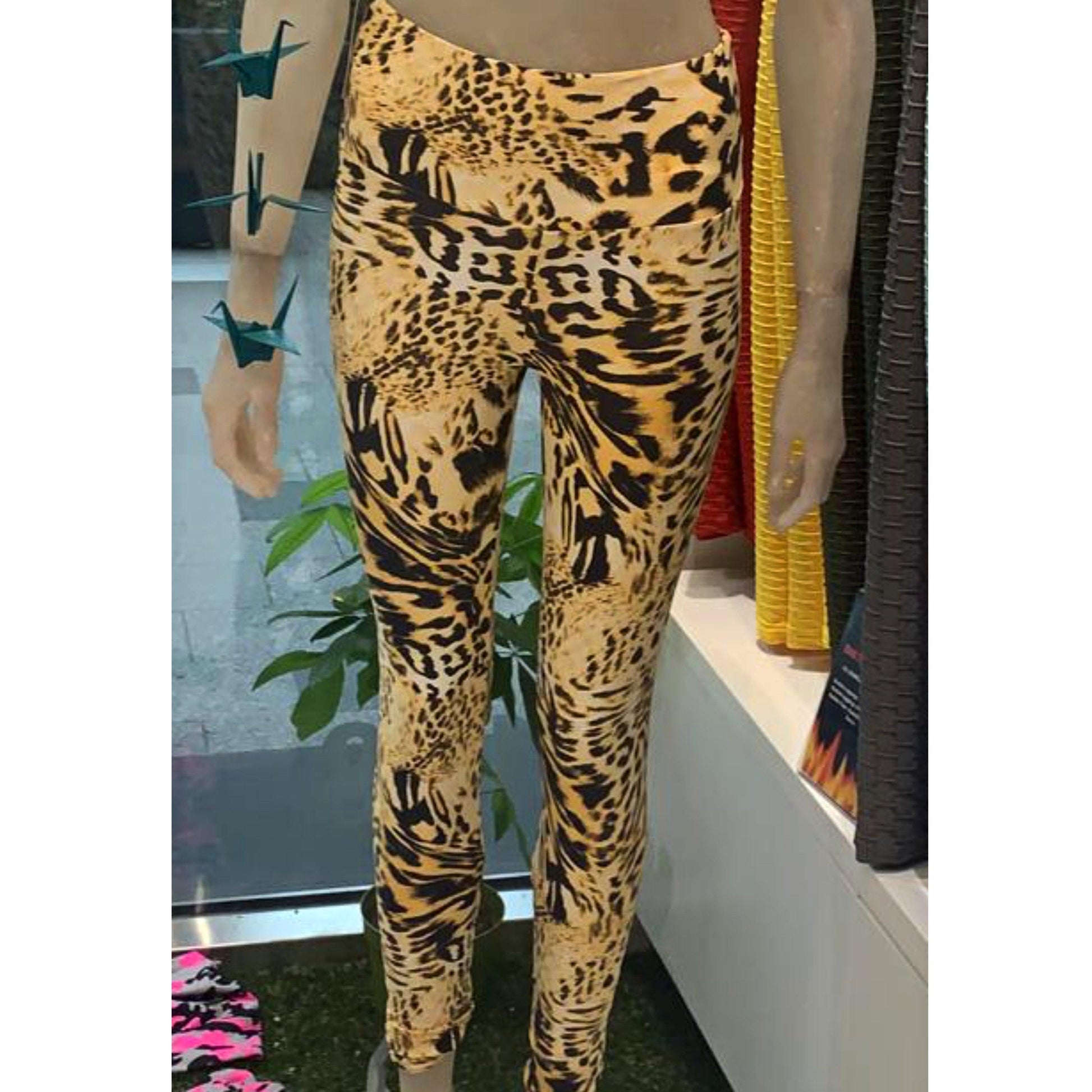 Light Leopard Top - Shop Alis Sportswear